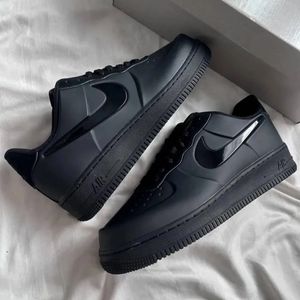 Nike Air Force 1 Sneakers