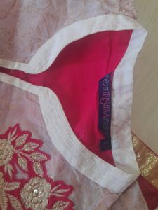 Sleevless Kurti