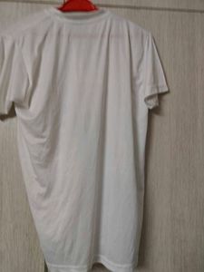 Graphic Eiffel Tower T-Shirt