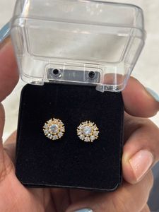 Sparkling Flower Stud Earrings