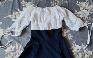 Chic Off-Shoulder Lace-Up Gown