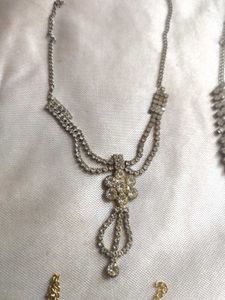 necklace each 50rs