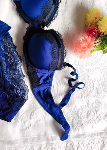 Lace Trimmed Blue Bra with brief 👍