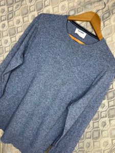 Old Navy Sweater