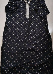 Avaasa Embellished Kurta