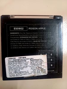 NICKA K NEW YORK EYESHADOW POISON APPLE
