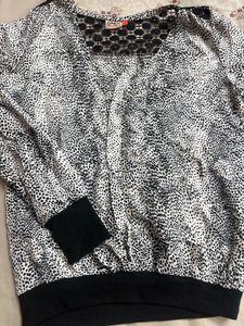 Stylish Black &amp; White Print Top with Lace Detail