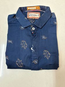 Slimfit Blue Leaf Print Casual Shirt