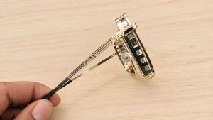 Stylish Gold Frame Square Sunglasses