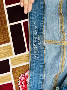 Ripped Jeans