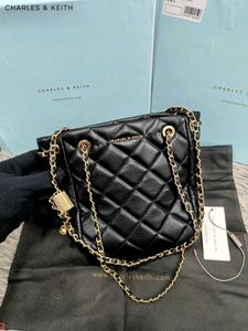 CHARLES &amp; KEITH* ( NO BOX)*BUCKET QUILTED SHOULDER