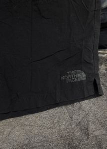 L-XL orginal The North Face Black Shorts