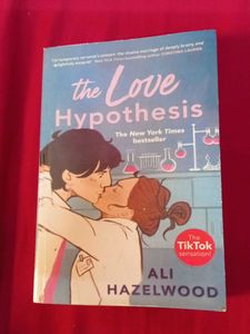 The Love Hypothesis by Ali Hazelwood