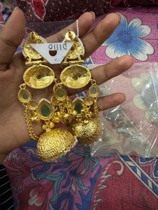 Elegant Gold Jhumka Earrings