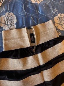 Chic Striped Mini Skirt