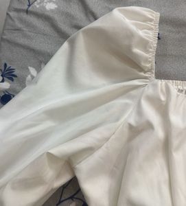 White Puff Sleeve Square Neck Crop Top