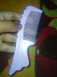 Vintage White Comb