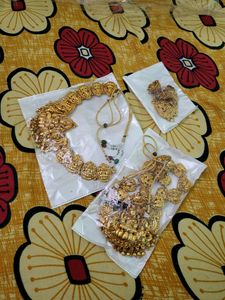 Beautiful Jewellery Set For Bride