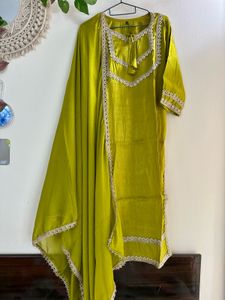 Mehndi Green japan silk embroidery suit pant Set