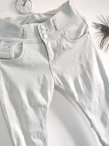 High Waisted Jeans 🩵