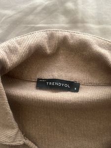 Ruched Drawstring Collared Top