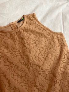 Elegant Lace Sheath Dress