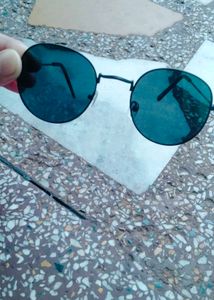 Stylish Round Sunglasses