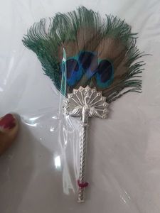 silver Elegant Peacock Feather Brooch