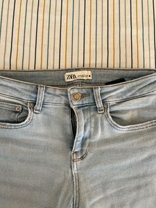 Zara Light Wash Jeans