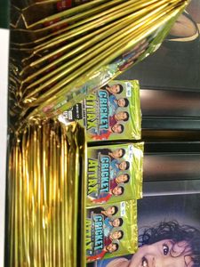 Topps Cricket Attax Trading Cards 2016/17 2packs