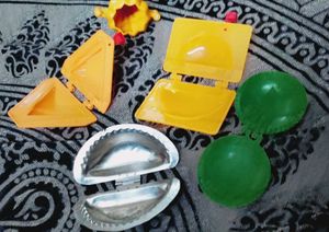 Set of 5 vintage Samosa/Sandwich Moulds