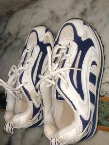 unisex White &amp; Blue Athletic Shoes