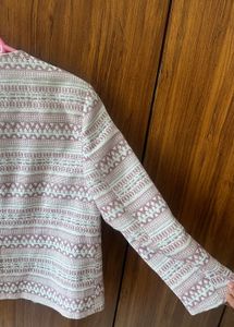 Textured Printed Jacket | White &amp; pink