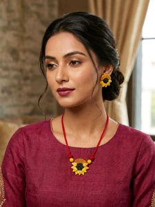Sunflower Necklace & Earrings Set