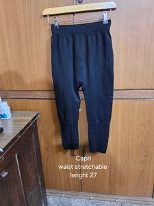 Black Capri Leggings
