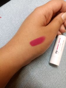 MYGLAMM Creamy Matte Lipstick In Pink Colour (Never Been Used).