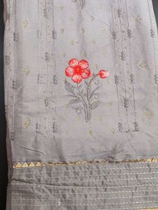 Elegant Grey Kurta Set with Pink Floral Embroidery