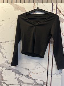 Classic Black Long Sleeve Top, Bust- 34 Strechable
