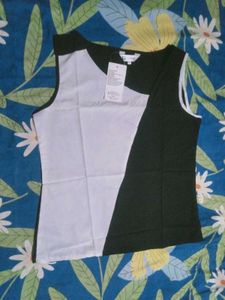 Stylish Sleeveless Colorblock Top