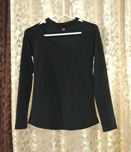 Black Cut-Out Scallop Top