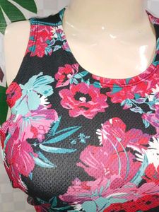 (985)Floral Print Cropped Tank