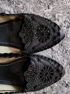 Stylish Black Embellished Flats