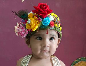 Adorable Baby Krishna pagdi
