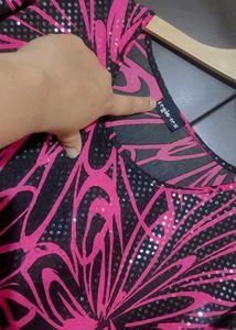 Pink💕 &amp; Black Floral Printed Top For 50 Bust