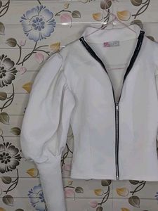 Trendy Women Winter White Puffed Sleeve Jacket🤍