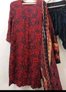 Elegant Red &amp; Black Printed Kurta Set