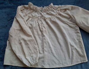 Vintage Ruffled Neck Blouse