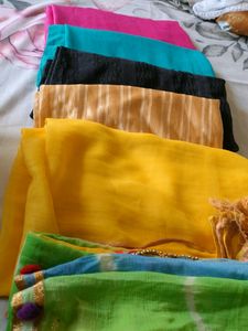In Good Condition 6 Duppatas For 250 Rs Only
