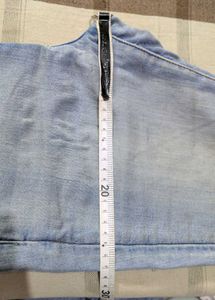 Light Wash Skinny Jeans