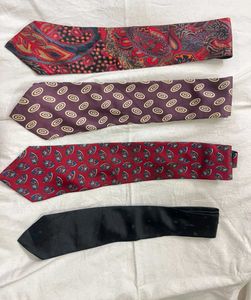 Christian Dior Ties Set